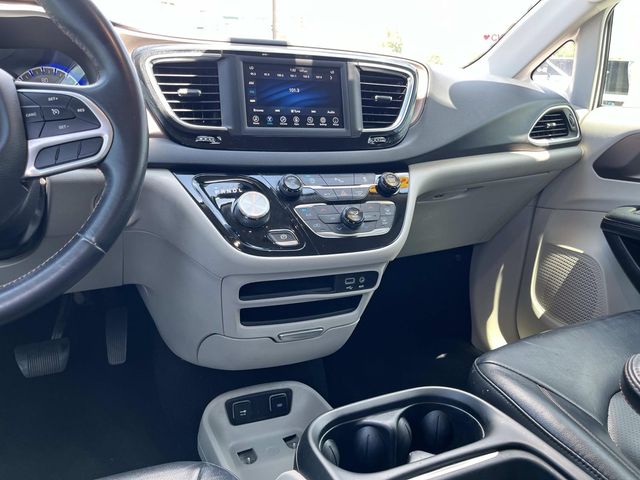 used 2018 Chrysler Pacifica car, priced at $16,491