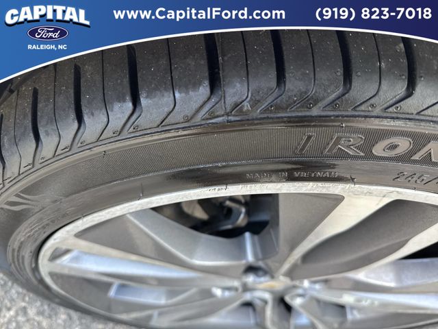 Used 2022 White Chevrolet LT image 14