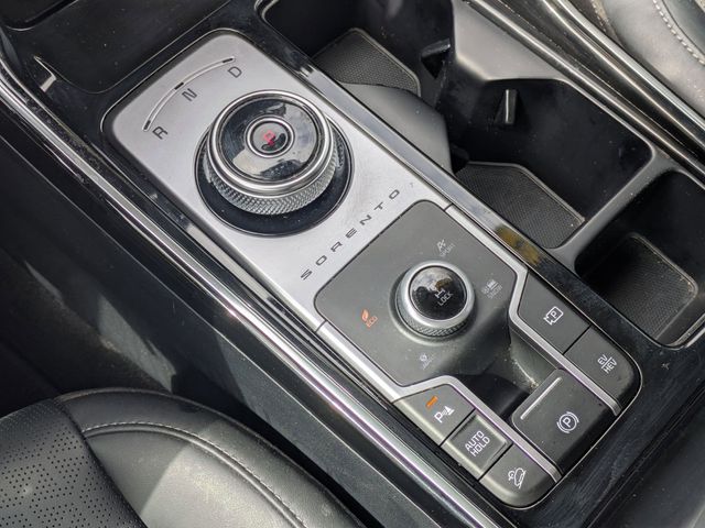 Used 2022 Kia Sorento Plug-in Hybrid SX 4D Sport Utility