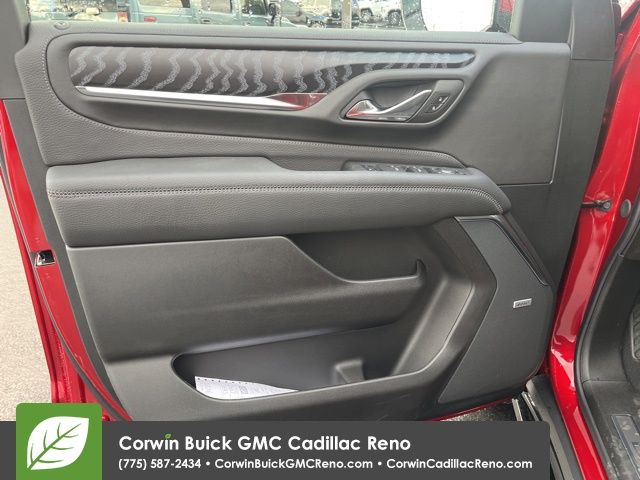 2024 GMC Yukon Denali 3