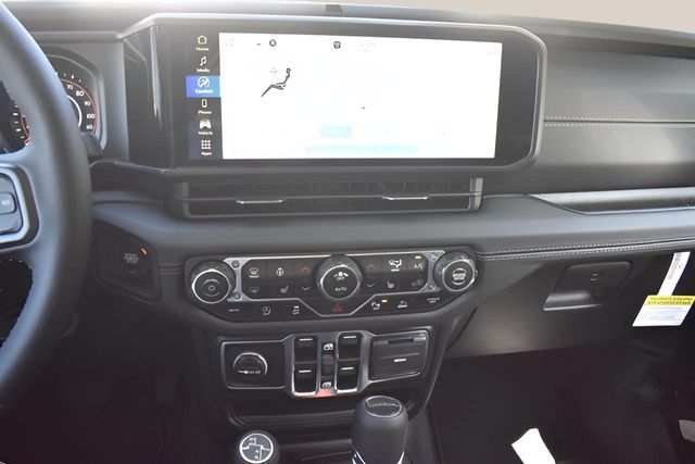 New Car 2025 Jeep Gladiator  High Tide For Sale Under $40,000 In Austin, Texas