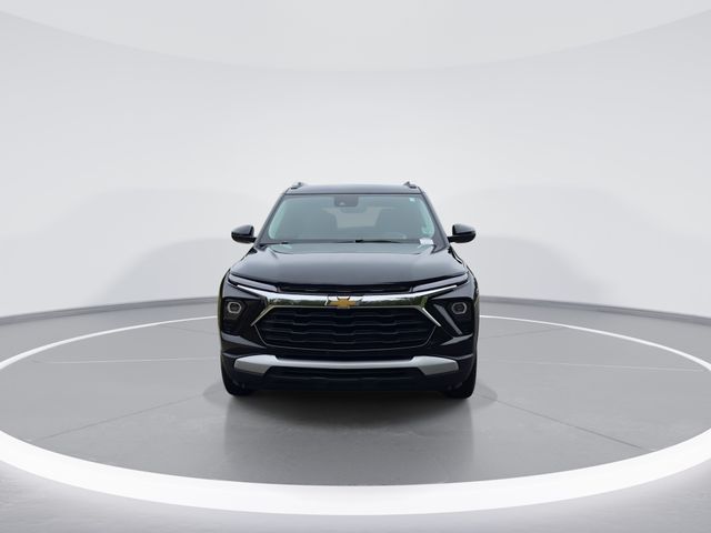 Used 2025 Black Chevrolet LT image 3