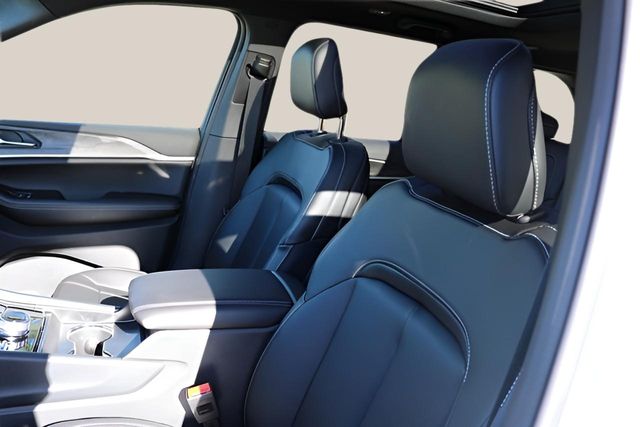 New Car 2025 Jeep Grand Cherokee  Limited For Sale Under $40,000 In Austin, Texas