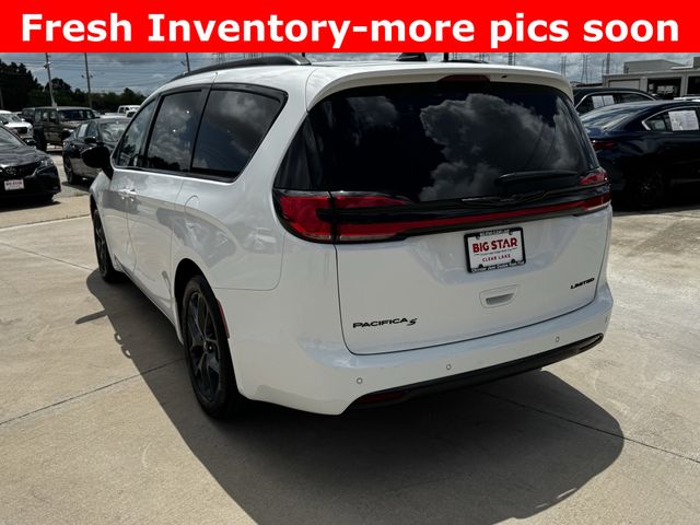 2025 Chrysler Pacifica Limited White at Big Star Chrysler Jeep Dodge Ram 