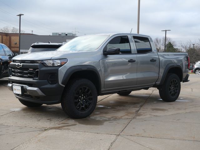 View vehicle photo 3