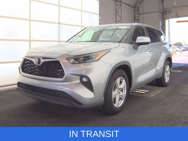 Celestial Silver Metallic 2024 Toyota Highlander SUV / Crossover Front-Wheel Drive 8-Speed Automatic