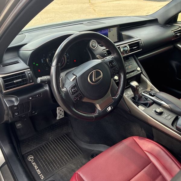 Used 2018  Lexus 350 image 3