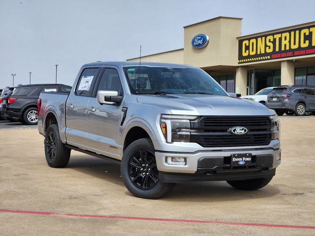 2025 Ford F-150 Platinum photo