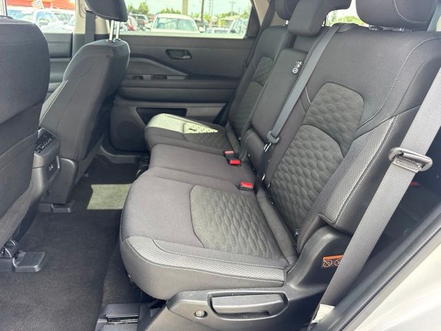 Used 2024 Nissan Pathfinder SUV