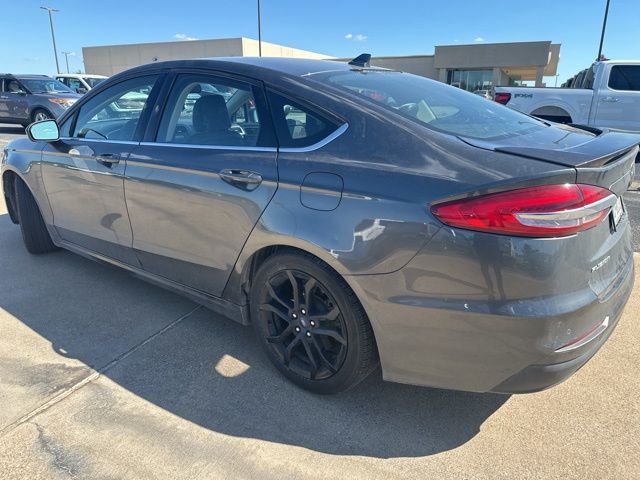 2020 Ford Fusion SE 3