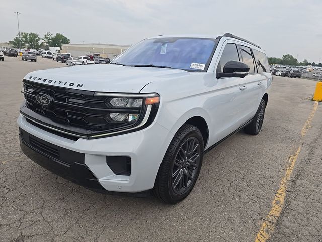 Silver Metallic 2025 Ford Expedition SUV / Crossover Four-Wheel Drive Automatic