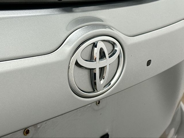 2017 Toyota Highlander SE Silver at Rochrich Mazda