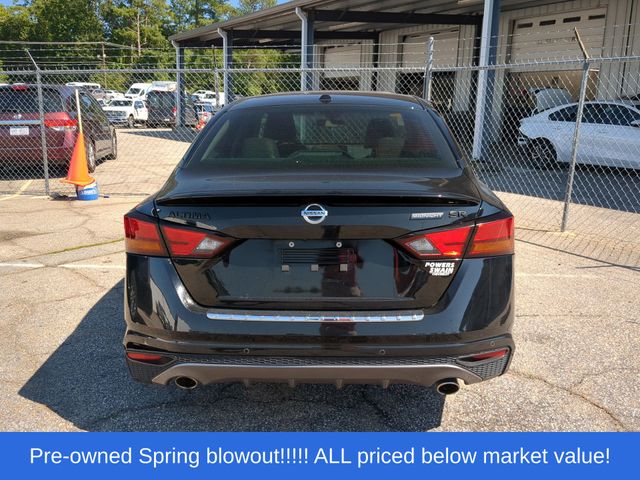 Used 2022 Black Nissan 2.5 SR image 3