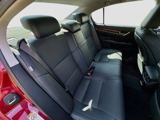 Used 2015 Red Lexus 350 image 25
