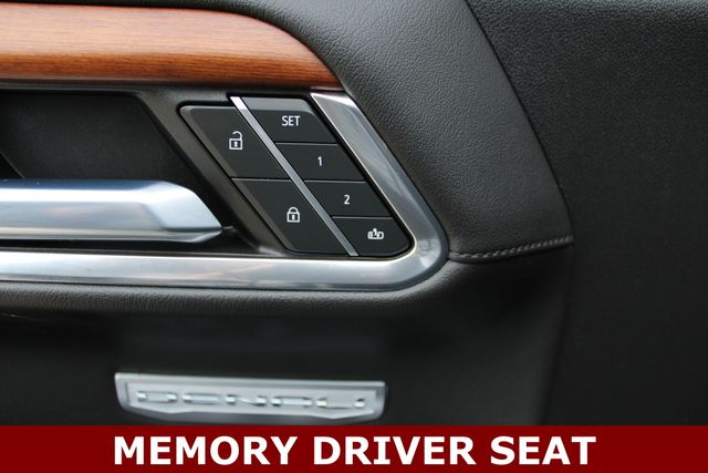 Used 2022 Silver GMC Denali image 4