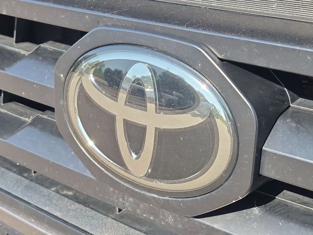 2023 Toyota Tacoma - Image 9