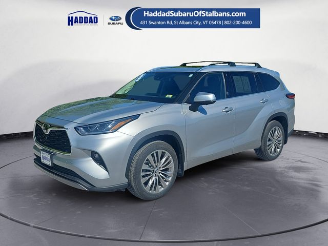 Celestial Silver Metallic 2023 Toyota Highlander SUV / Crossover All-Wheel Drive 8-Speed Automatic