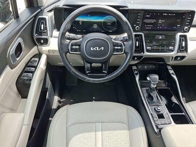 Used 2023 Kia Sorento SUV