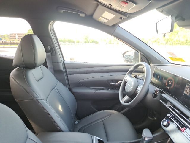 Used 2025 Blue Hyundai SEL image 5