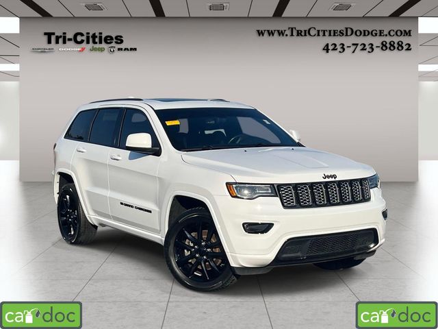 Bright White Clearcoat 2022 Jeep Grand Cherokee SUV / Crossover Four-Wheel Drive 8-Speed Automatic