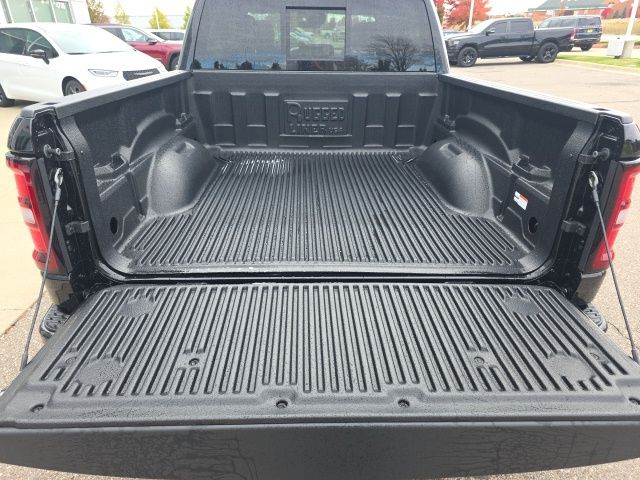 2026 Ram 1500 Big Horn/Lone Star - Diamond Black Crystal Pearlcoat exterior view 9