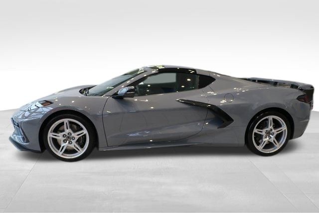 2025 Chevrolet Corvette Stingray 6