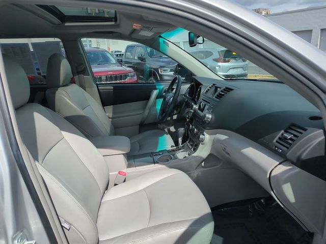 used 2012 Toyota Highlander car, priced at $12,331