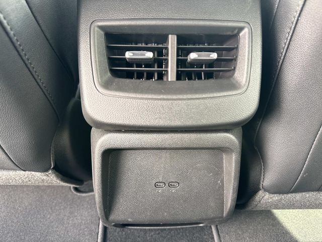 2025 Chevrolet Equinox EV LT - 8