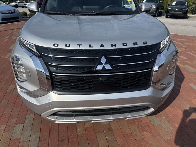 Used 2025 Mitsubishi Outlander PHEV SUV