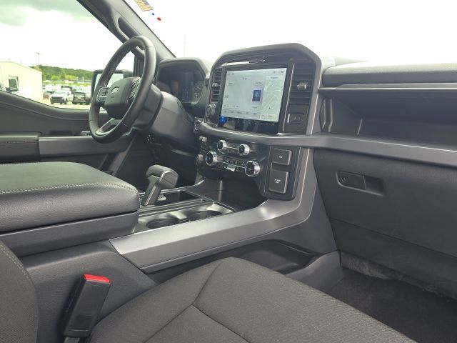 2025 Ford F-150 XLT:169235A1