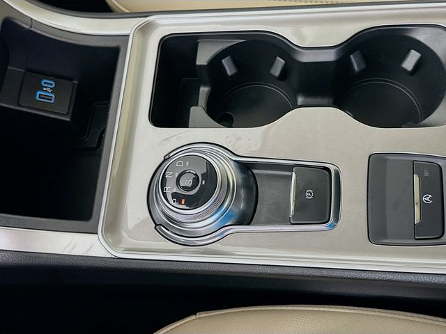 Thumbnail: 2024 Ford Edge - 16