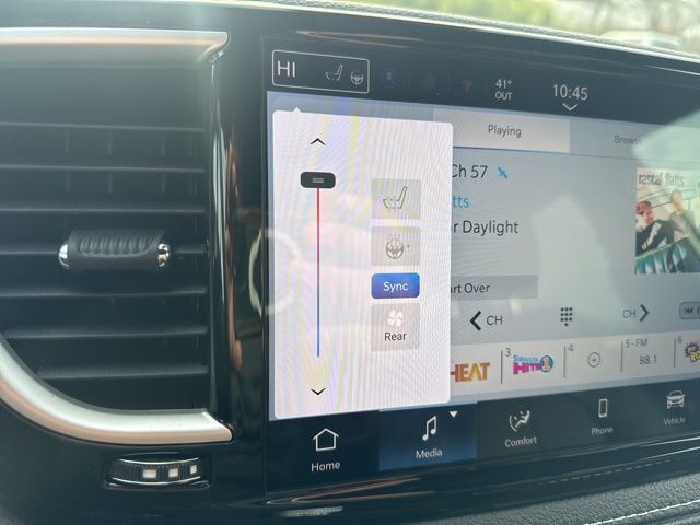 New 2026 White Chrysler Select image 20