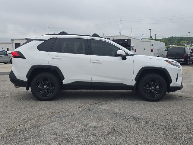2024 Toyota RAV4 XLE:168865A