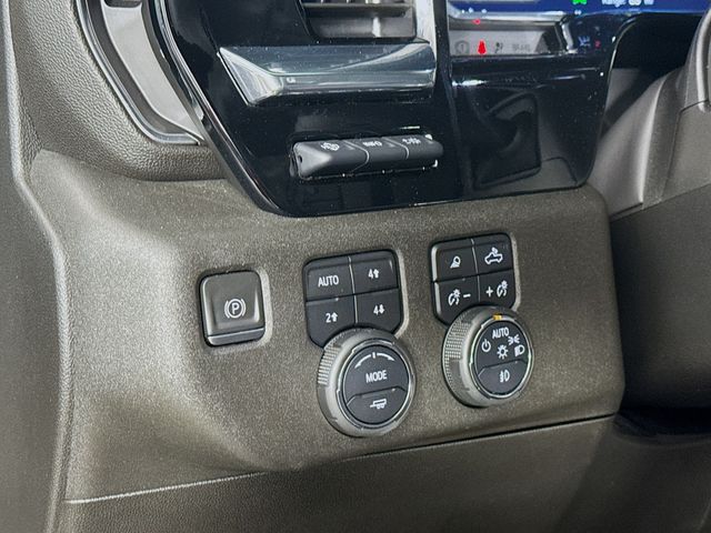 2023 Black Chevrolet Silverado 1500 High Country 4X4 Truck