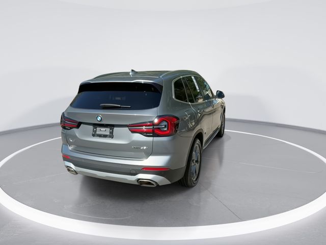 Used 2023 Gray BMW xDrive30i image 7