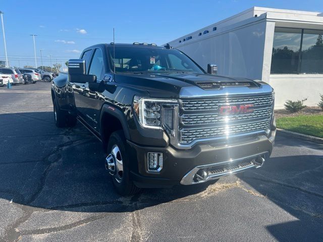 2022 GMC Sierra 3500HD Denali Crew Cab 4WD