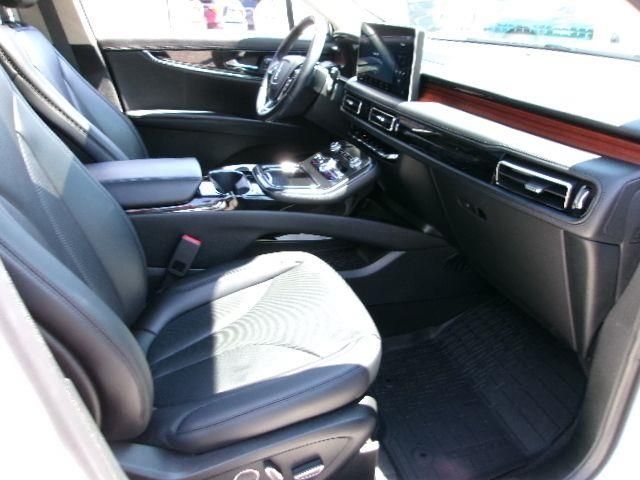 used 2023 Lincoln Nautilus car, priced at $39,363