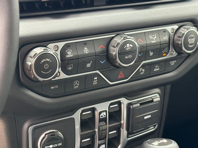 New 2026 Jeep Wrangler SUV