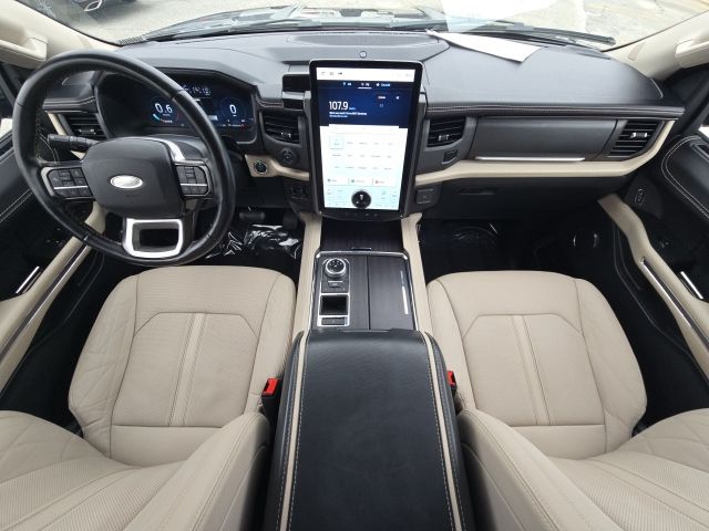 2023 Ford Expedition Platinum:168660A