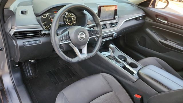 2025 Nissan Altima