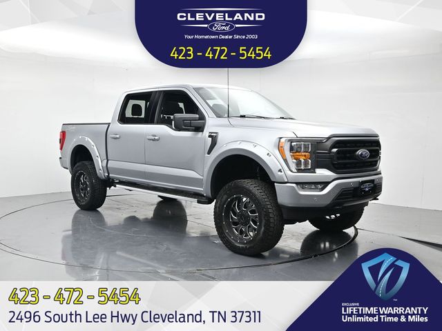 Silver Metallic 2022 Ford F-150 XLT SuperCrew 4WD Pickup Truck Four-Wheel Drive Automatic
