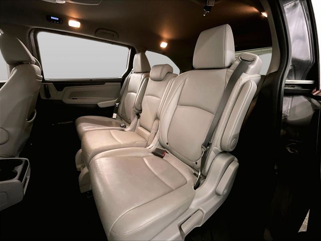 2019 Honda Odyssey Elite  at Carlisle Cadillac Buick GMC