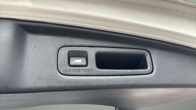 Used 2024 White Honda Sport-L image 34