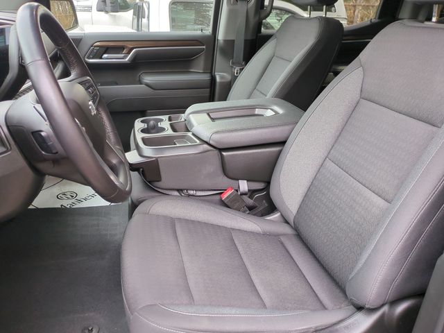 Used 2022 Black Chevrolet RST image 19