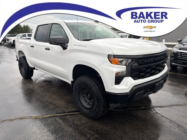 Summit White 2024 Chevrolet Silverado 1500 Pickup Truck Four-Wheel Drive Automatic