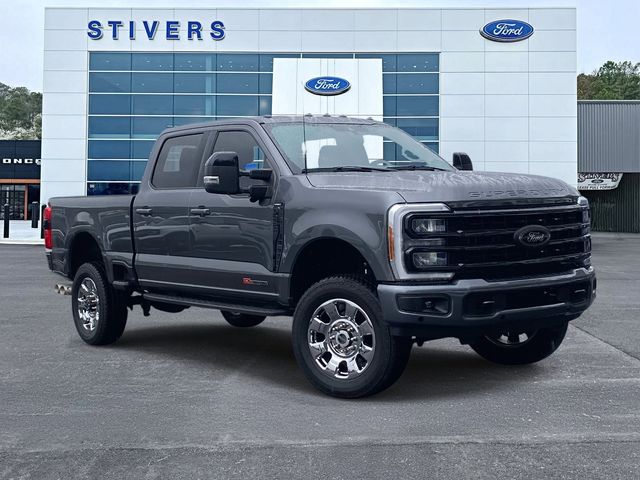 2023 Ford F-250 Super Duty Lariat Crew Cab 4WD
