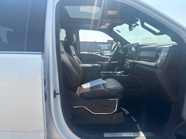 2024 Oxford White Ford Super Duty F-250 SRW King Ranch 4X4 Truck