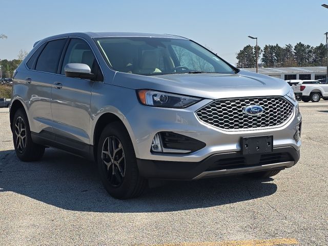 2024 Ford Edge SEL:B02210