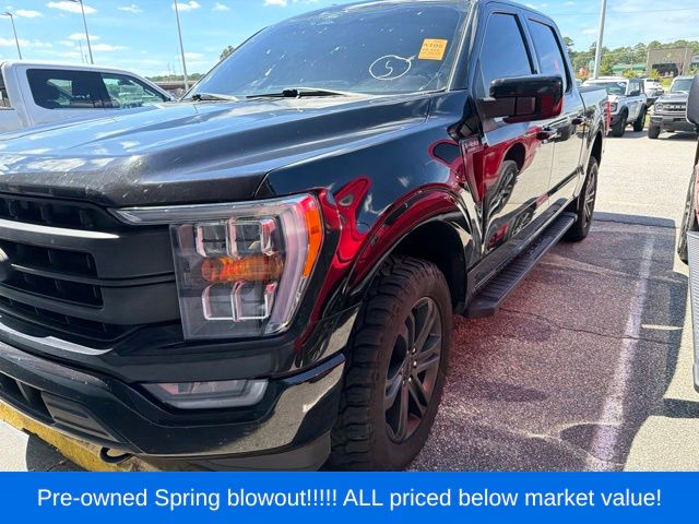 Used 2022 Black Ford Lariat image 2