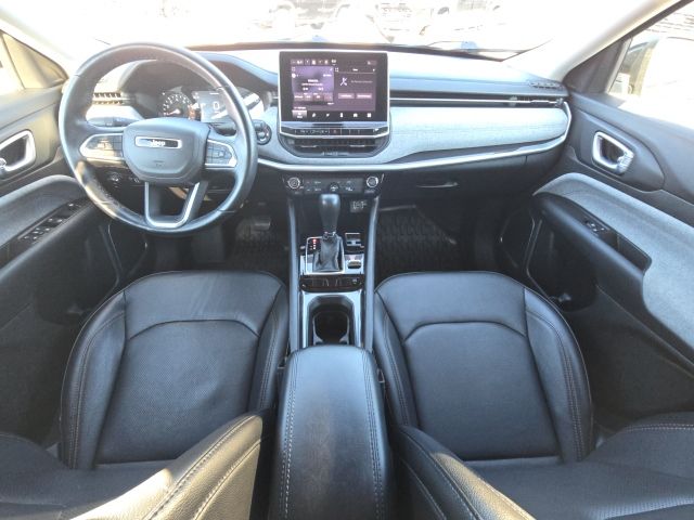 Photo of 2022 Jeep Compass Latitude Lux in Dallas, GA - 25,  2022 Jeep Compass Latitude Lux:B01943